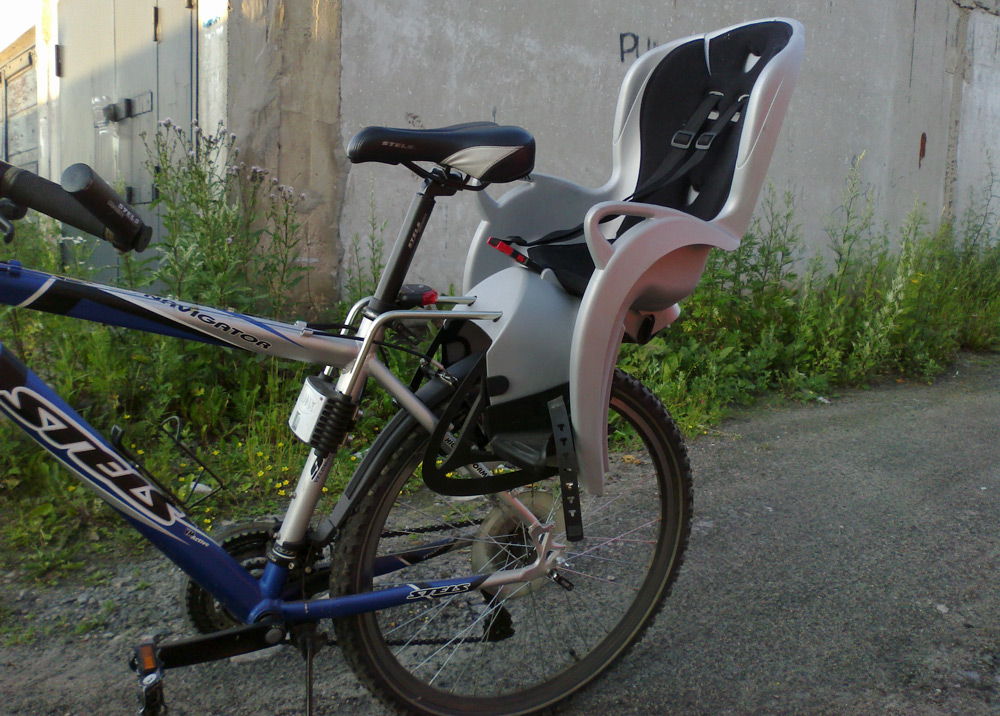Велосипед с креслом для детей