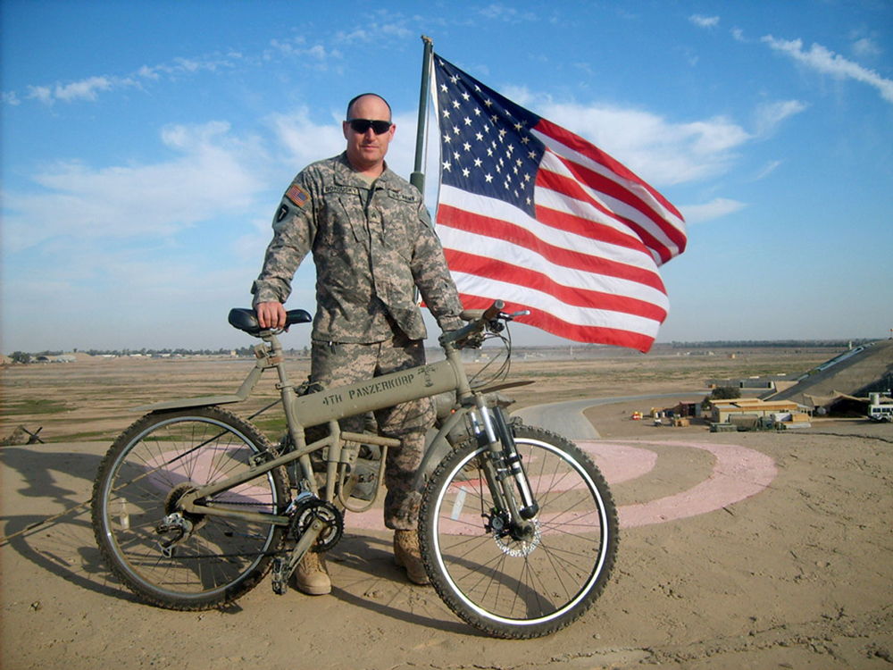 Военный велосипед Montague Paratrooper