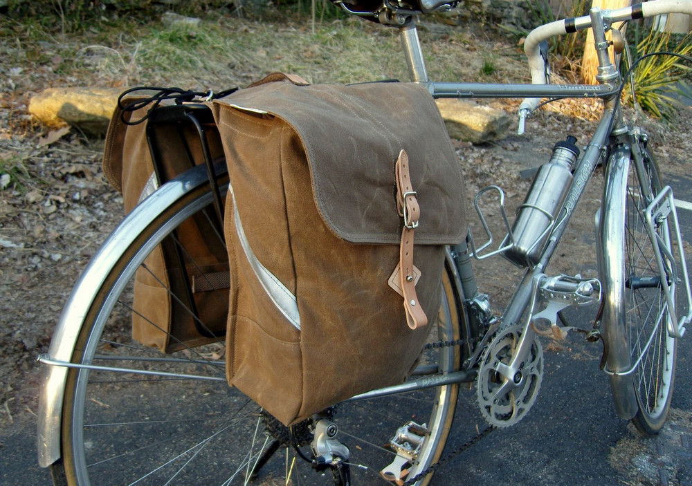 Велобагажник на основе дорожной сумки